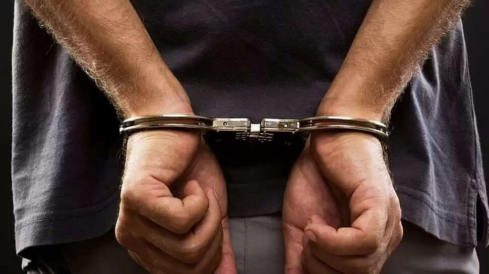 மாணவிகளுக்கு பாலியல் தொல்லை.. தலைமை ஆசிரியர் போக்சோவில் கைது..!