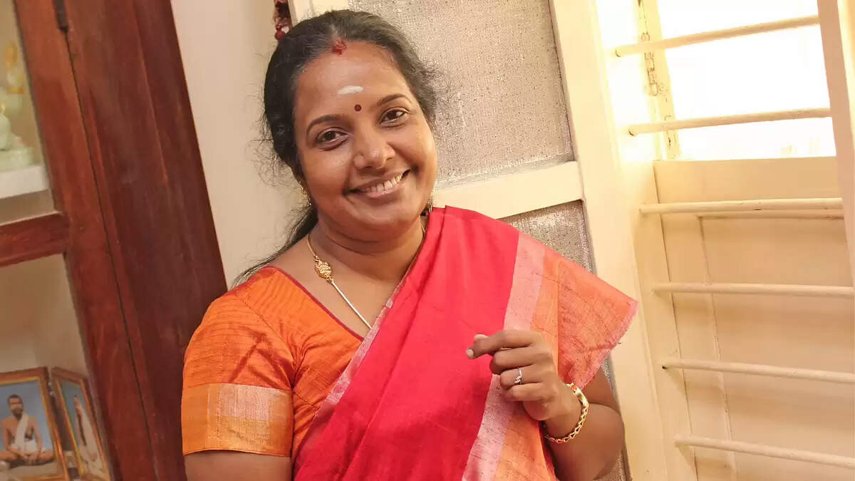 சமூக நீதி எங்கே..? - கேட்கிறார் வானதி சீனிவாசன் !!