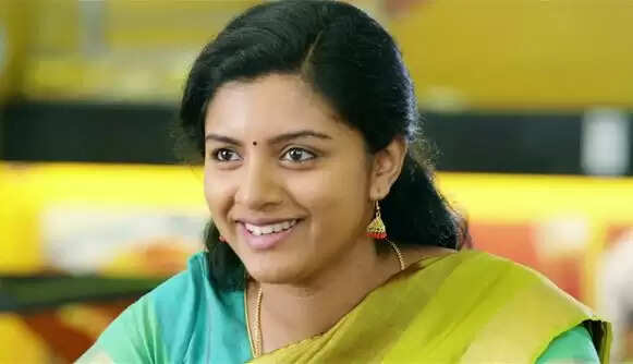 பிரபல நடிகை திடீர் திருமணம்... வாழ்த்து தெரிவித்து வரும் திரையுலகம்!!