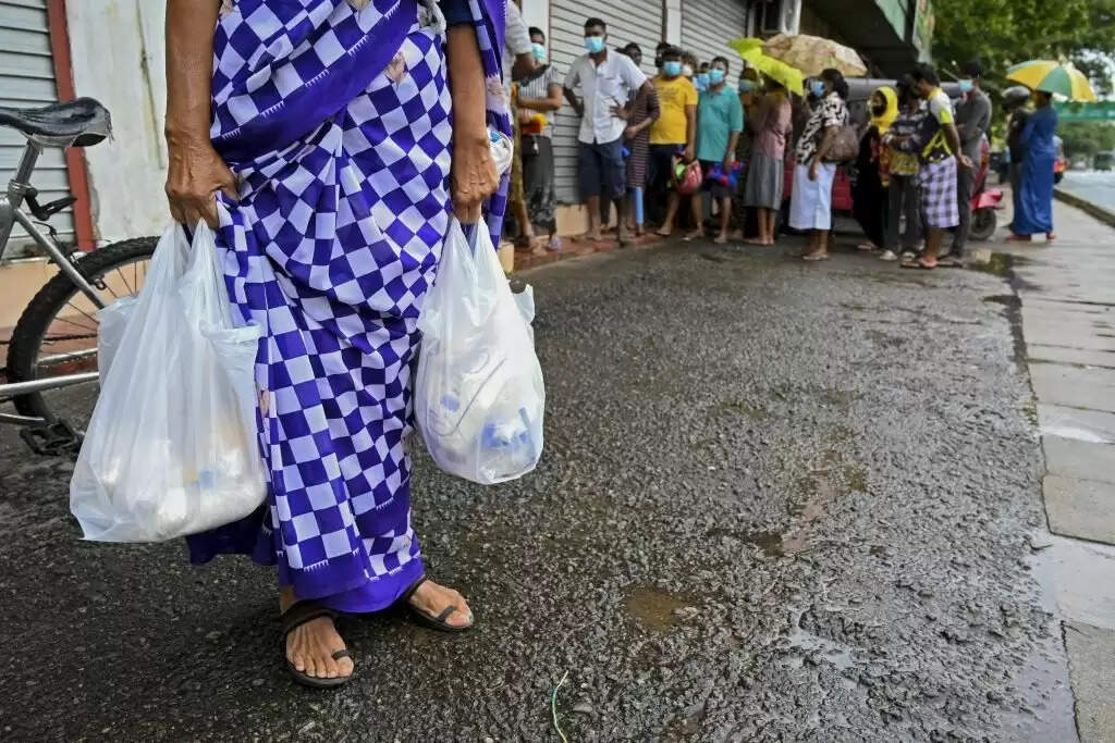 இலங்கையில் மக்கள் 2 வேளை மட்டுமே சாப்பிடும் நிலை ஏற்படும் : பிரதமர் ரணில் எச்சரிக்கை