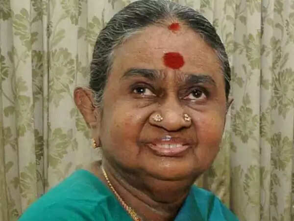 முதல்வர் ஸ்டாலின் தாயார் தயாளு அம்மாள் மருத்துவமனையில் அனுமதி..!