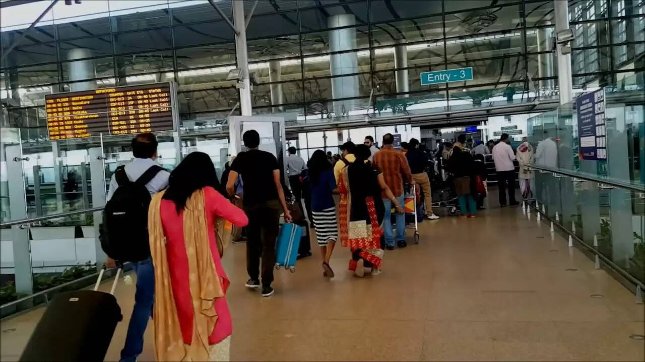 தெலுங்கானாவிலும் நுழைந்தது ஒமைக்ரான்.. 7 வயது சிறுமி உட்பட 3 பேருக்கு உறுதி..!