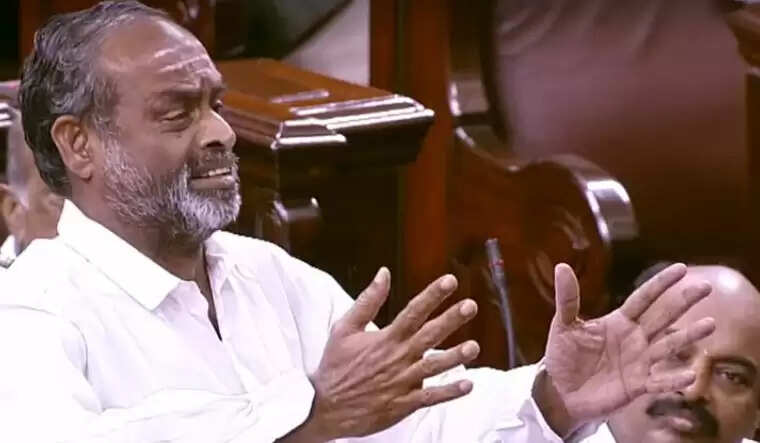 அதிமுக பொறுப்பிலிருந்து நவநீதகிருஷ்ணன் விடுவிப்பு.. காரணம் என்ன தெரியுமா..? அதிமுக பொறுப்பிலிருந்து நவநீதகிருஷ்ணன் விடுவிப்பு.. காரணம் என்ன தெரியுமா..?