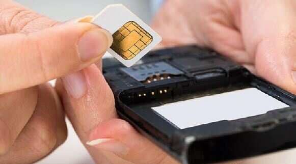 இனி சிம் கார்டு வீட்டிற்கே டெலிவரி செய்யப்படும்.. ஆதார் அடிப்படையில் புதிய திட்டம் !!