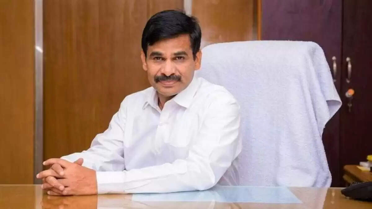 ஊழியர் மீது நடவடிக்கை எடுக்காவிட்டால்.. அதிகாரிகளுக்கு அரசு எச்சரிக்கை..!