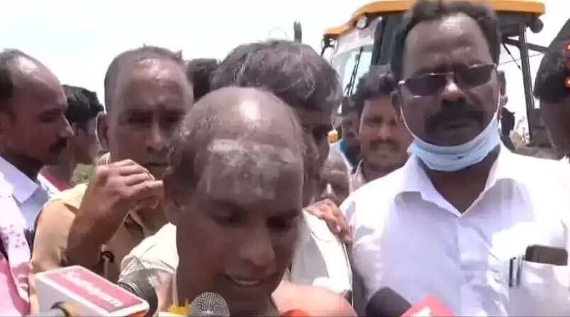 மாணவி ஸ்ரீமதி மரணம்.. 7 பேர் குற்றவாளிகள்.. தந்தை பரபரப்பு பேட்டி..!