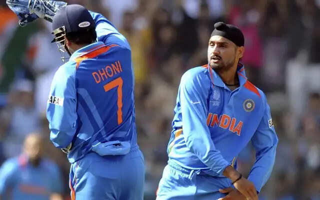 dhoni