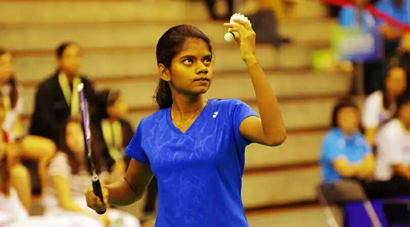 பாரா ஒலிம்பிக்.. 3 தங்கம் வென்று இந்தியாவுக்கு பெருமை சேர்த்த மதுரை மாணவி !!