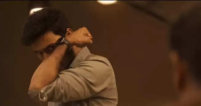 பத்திரிகையாளரான நடிகர் தனுஷ் ! - வெளியானது மிரட்டலான மாறன் பட டிரெய்லர் ! பத்திரிகையாளரான நடிகர் தனுஷ் ! - வெளியானது மிரட்டலான மாறன் பட டிரெய்லர் !