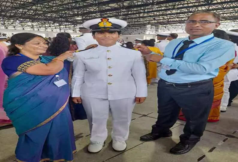 கப்பல் படைக்கு தலைமை ஏற்கும் முதல் படுகர் இனப்பெண்!!