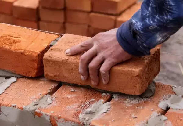இரிடியம் என்று செங்கல் கொடுத்து மோசடி – ரூ.30 லட்சம் இழந்த முதியவர்!!