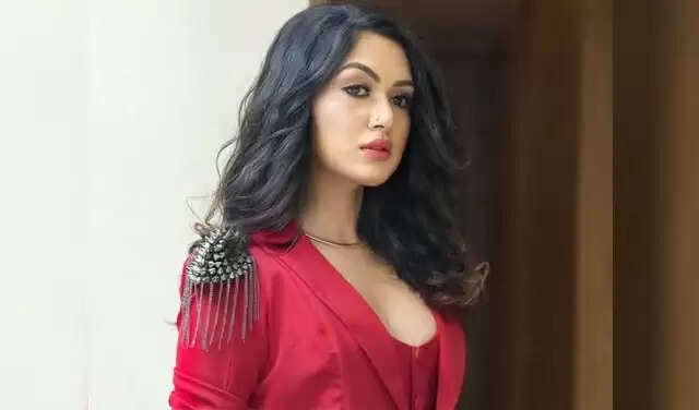 போதைப்பொருள் வழக்கு: ஆர்யன் கானை தொடர்ந்து பிரபல நடிகையும் ஜாமீனில் விடுவிப்பு !!