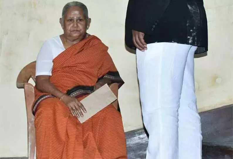ஜெயலலிதாவின் சமையல்கார பெண்மணி காலமானார்!!