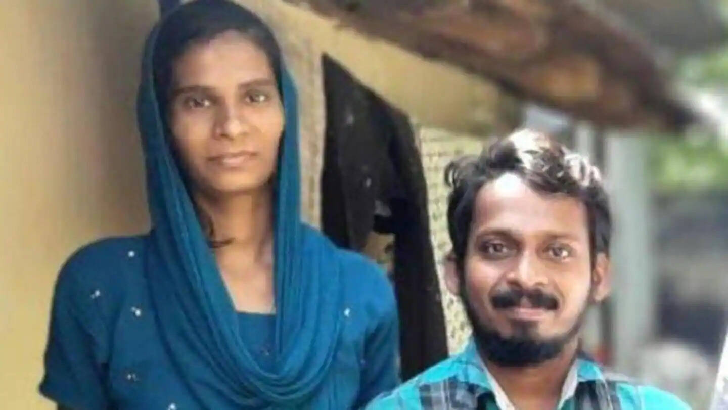 குடும்பத்தினருக்கு தெரியாமல் காதலியை வீட்டில் மறைத்து வைத்திருந்த காதலன்... 10 ஆண்டுகளுக்கு பிறகு வெளிவந்த காதல்!!