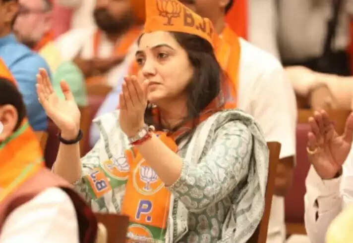 நாட்டையே தீக்கிரையாக்கிய நுபூர் ஷர்மா.. உச்சநீதிமன்றம் கடும் கண்டனம் !!