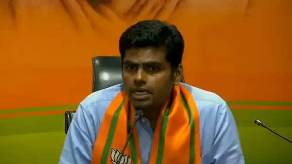 நான் ஹிந்தி பேச மாட்டேன்.. பாஜக தலைவர் அண்ணாமலை..!