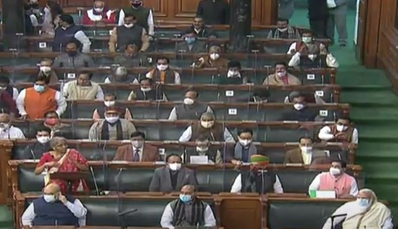 தமிழகத்தில் 3,500 கிமீ தேசிய நெடுஞ்சாலைகள்! பட்ஜெட்டில் நிர்மலா சீதாரமன் அறிவிப்பு !