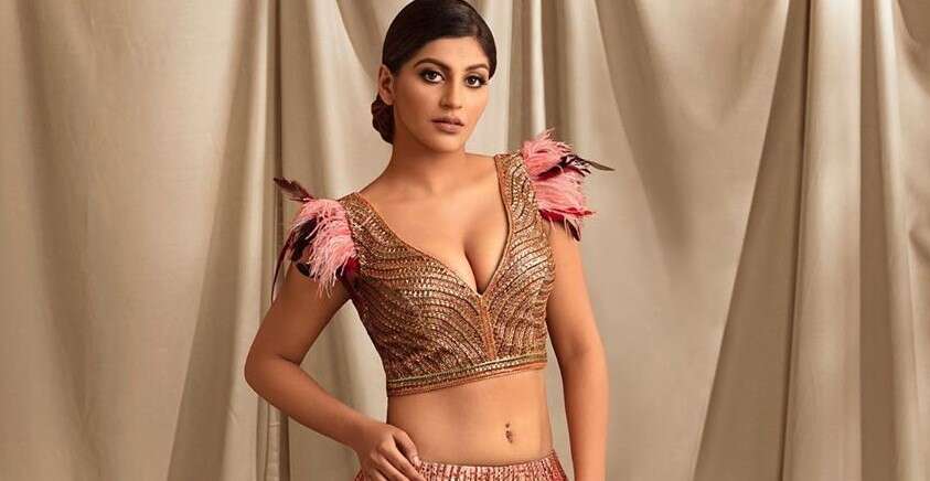 பிரபல நடிகையின் ஹாட் வீடியோ!!