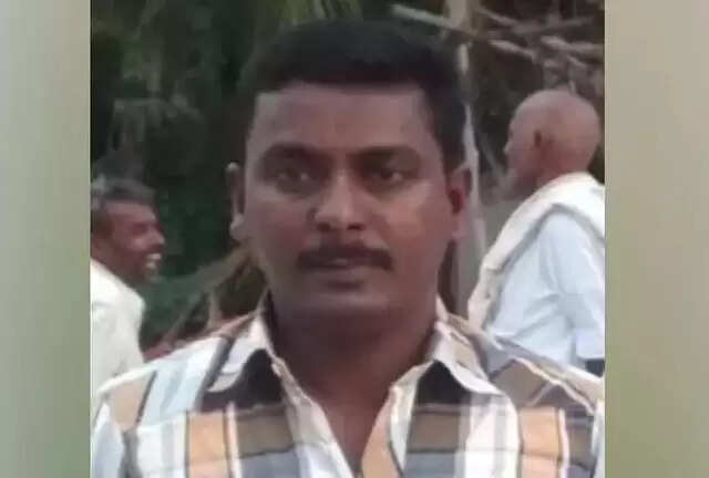 பொதுத்தேர்வில் மகன் தோல்வியடைந்ததால் தந்தை தற்கொலை!