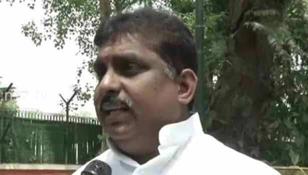 #BREAKING: அமைச்சர் திடீர் ராஜினாமா! அதிரடி திருப்பம்!