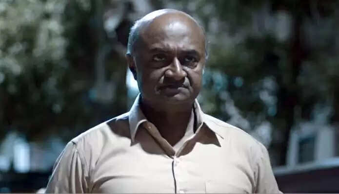 மடத்தனம். அகங்காரத்தின் உச்சம்.. மீரா மிதுனுக்கு எம்.எஸ்.பாஸ்கர் கண்டனம் !!