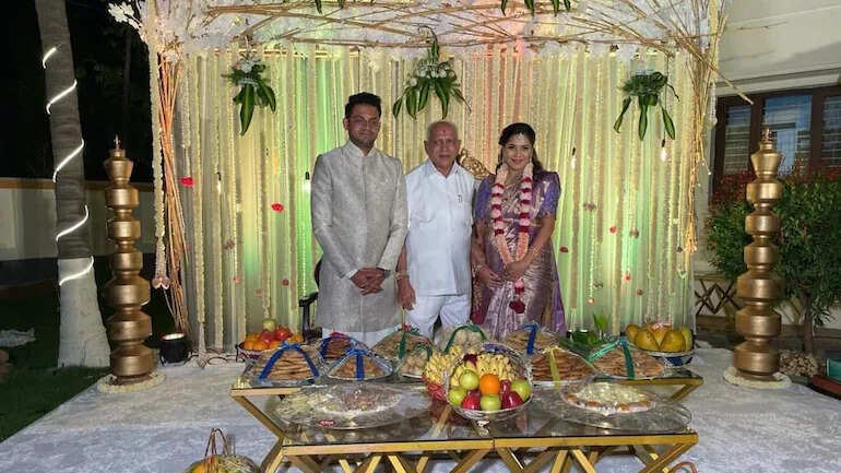 கர்நாடகாவில் அதிர்ச்சி..!! எடியூரப்பாவின் பேத்தி தூக்கிட்டு தற்கொலை..!!