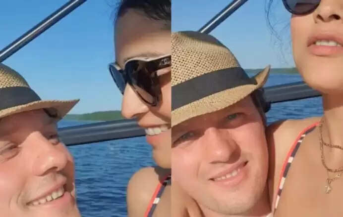 கணவருடன் நெருக்கம்.. வீடியோ வெளியிட்ட ரஜினி பட நடிகை !!