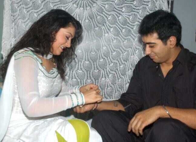 நடிகை ஹன்சிகா வீட்டில் விசேஷம்- ஏற்பாடுகள் தீவிரம்..!