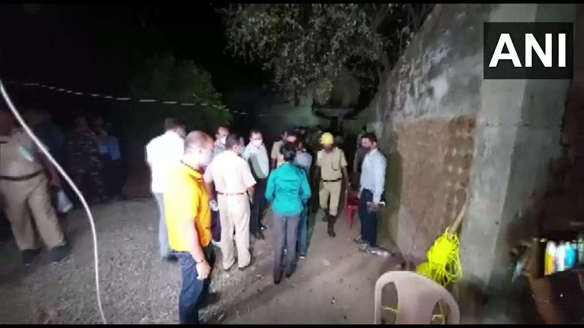 BIG NEWS:- மேற்கு வங்கத்தில் 8 பேர் எரித்து கொலை..!!