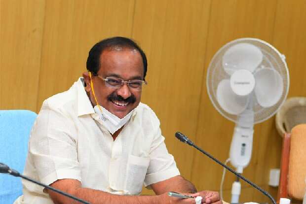 தடுப்பூசி போட்டால்தான் ரேஷனில் பொருளா..?: உணவுத்துறை அமைச்சர் விளக்கம்..!