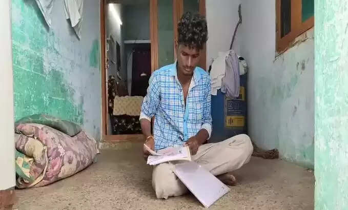 தவித்த கல்லூரி மாணவன் குடும்பம்... முதல்வர் ஸ்டாலின் கொடுத்த இன்ப அதிர்ச்சி !!