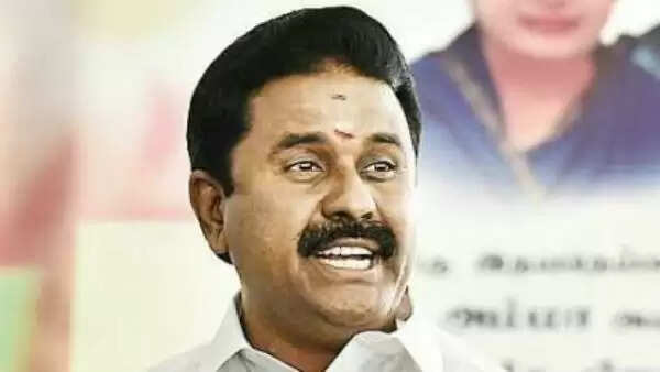 ரூ.58,44,38,252 மதிப்பில் சொத்து குவிப்பு.. காமராஜ் வீட்டில் ரெய்டின் பின்னணி !!