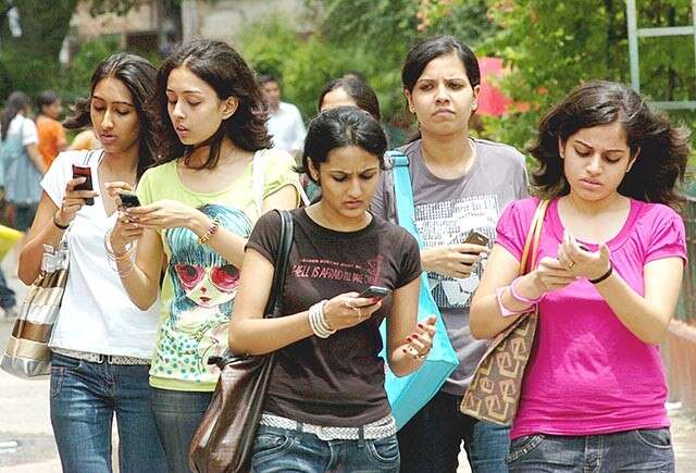 1,00,000க்கும் அதிகமானோர்களுக்கு வேலை வாய்ப்பு! களமிறங்கும் டி.சி.எஸ்., இன்போஸிஸ் நிறுவனங்கள்!