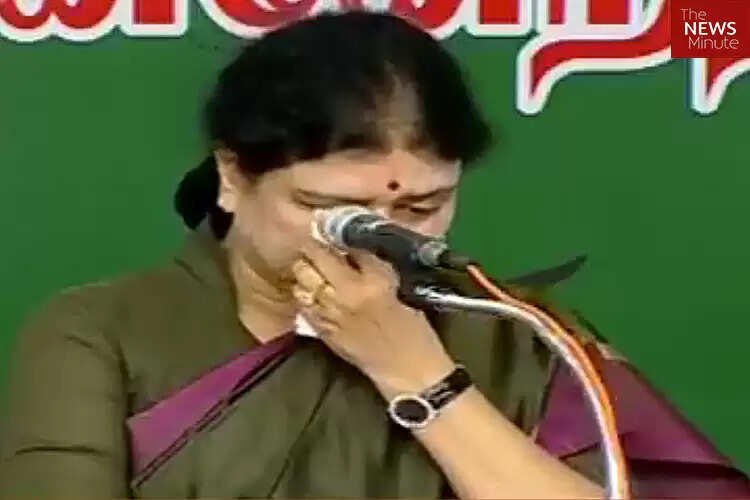 “நம்பியவர்களே இப்படி செய்வாங்கனு நான் நினைக்கல..!” - சசிகலா