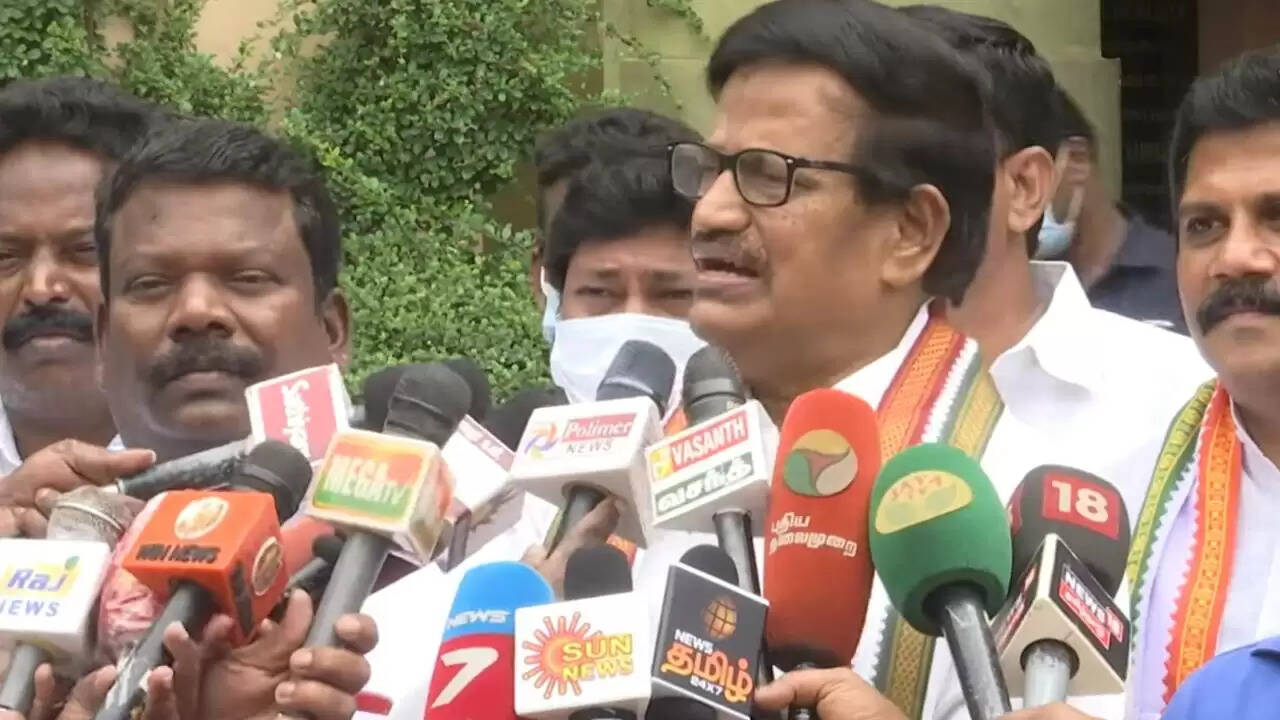 நாங்கள் கேட்ட இடங்களை பரிசீலிப்பதாக திமுக உறுதியளித்துள்ளது - கே.எஸ்.அழகிரி பேட்டி நாங்கள் கேட்ட இடங்களை பரிசீலிப்பதாக திமுக உறுதியளித்துள்ளது - கே.எஸ்.அழகிரி பேட்டி