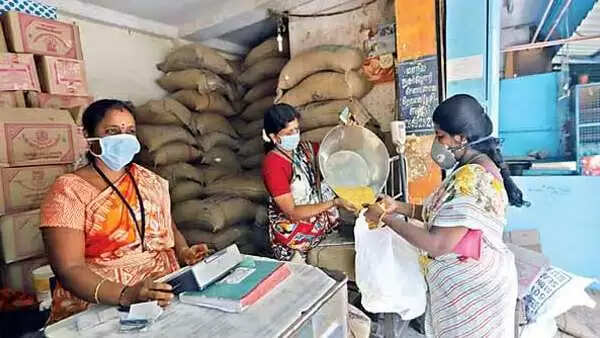 ரேஷன் அட்டைதாரர்களுக்கு குட்நியூஸ் : வெளியாகப்போகும் அசத்தல் அறிவிப்பு..!!