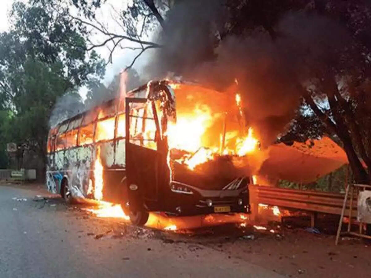 goa-bus-fire