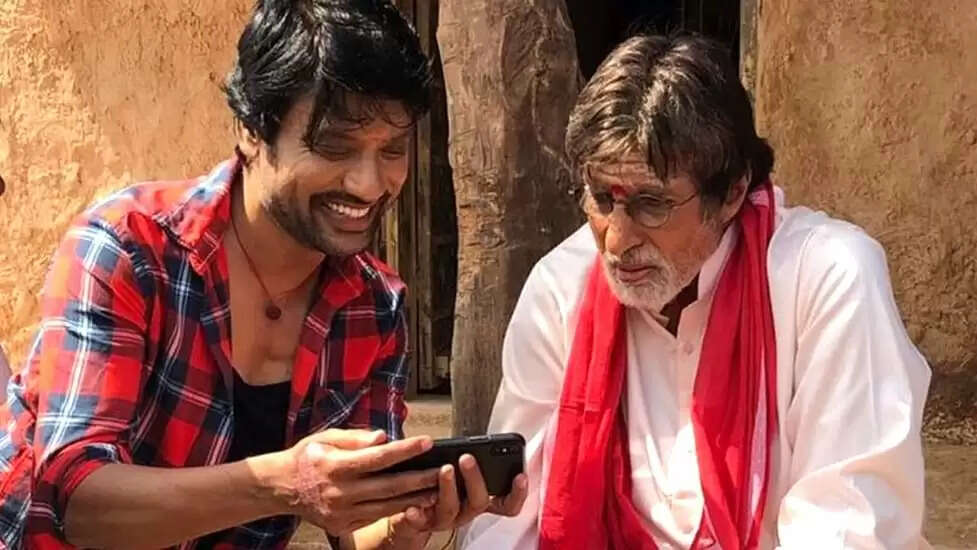 தமிழ் படத்தில் பாலிவுட் சூப்பர் ஸ்டார் அமிதாப் பச்சன்..!!