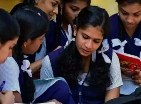 தமிழகத்தில் இன்று பள்ளி மாணவர்களுக்கு விடுமுறை அறிவிப்பு ..!!