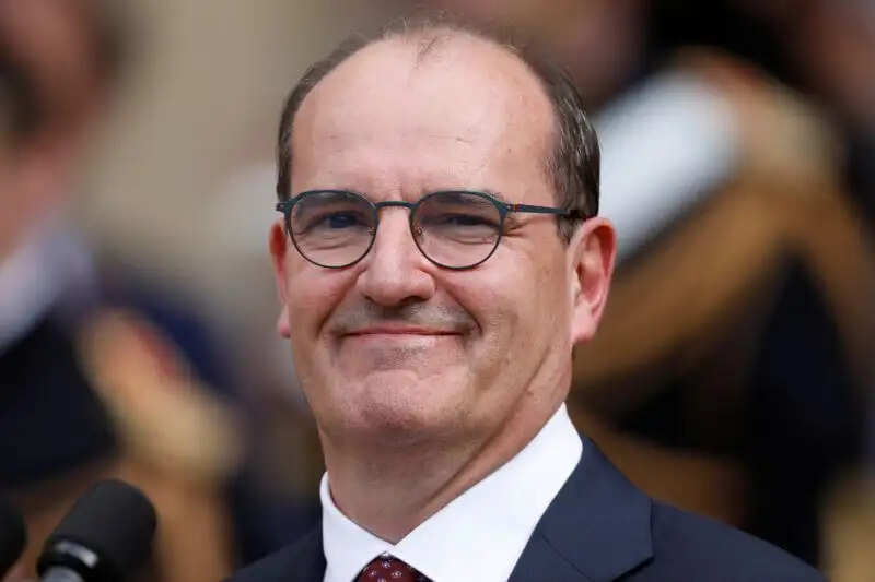 பிரதமருக்கு கொரோனா பாதிப்பு.. தடுப்பூசி செலுத்தியும் தாக்கிய தொற்று ..