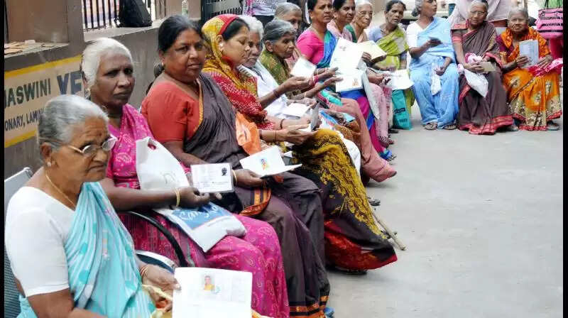 நகைக்கடன் இருக்கா..?: அப்போ ஓய்வூதியம் கிடையாது..!