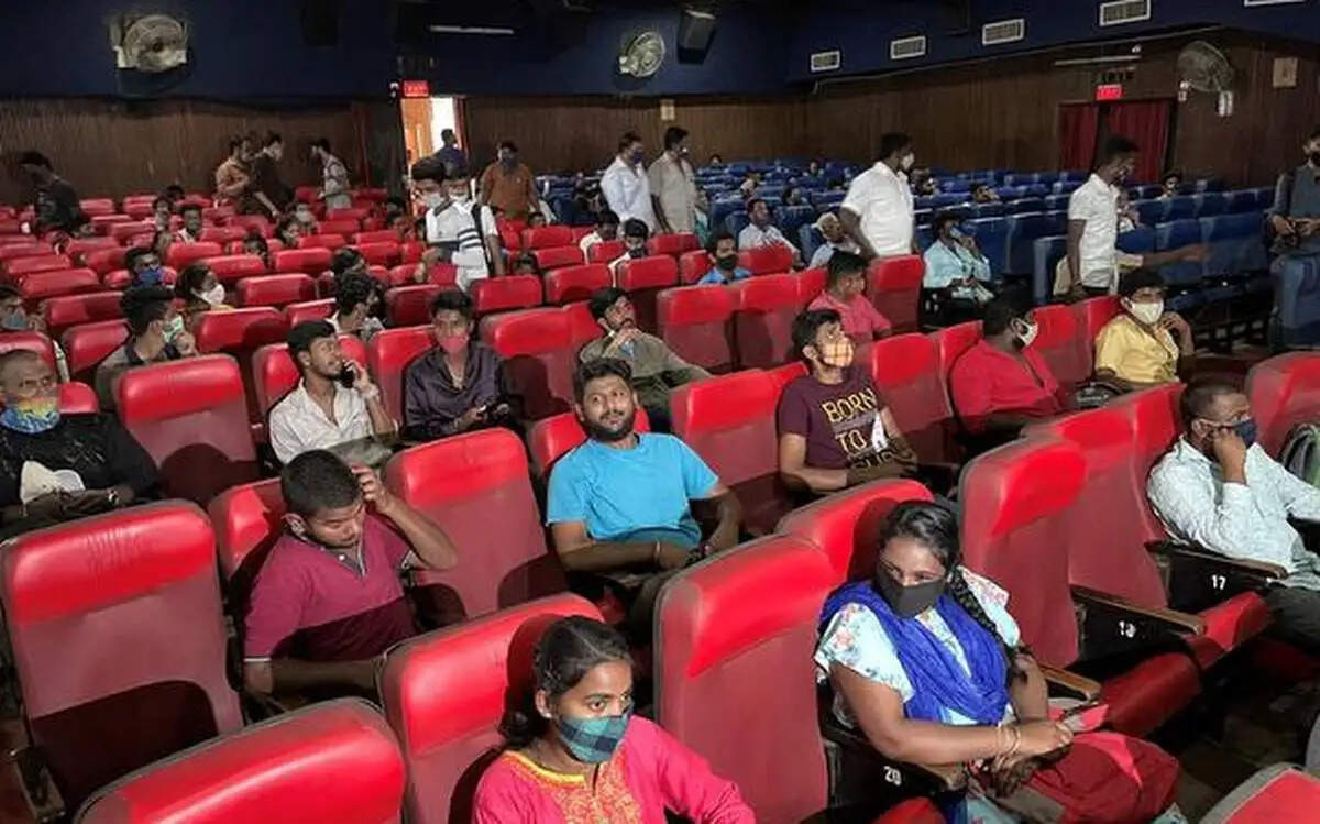 ரசிகர்களுக்கு குட் நியூஸ்.. புதிய படங்களுக்கு இலவச டிக்கெட்..! ரசிகர்களுக்கு குட் நியூஸ்.. புதிய படங்களுக்கு இலவச டிக்கெட்..!
