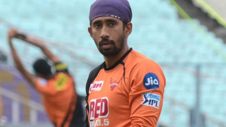 இந்திய கிரிக்கெட் வீரர் சாஹாவுக்கு மீண்டும் கொரோனா தொற்று உறுதி !