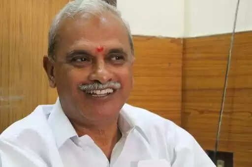 முதல் நாள் கொண்டாட்டம், மறுநாள் கொரோனா: காங்கிரஸ் எம்பி சோகம்..!