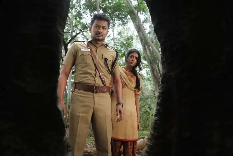 உதயநிதி படத்தின் மொத்த டிக்கெட்டையும் புக் செய்த எம்.எல்.ஏ!!