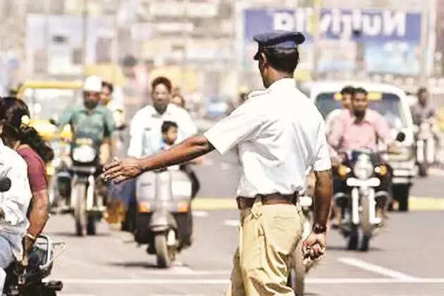 Traffic-Police 1