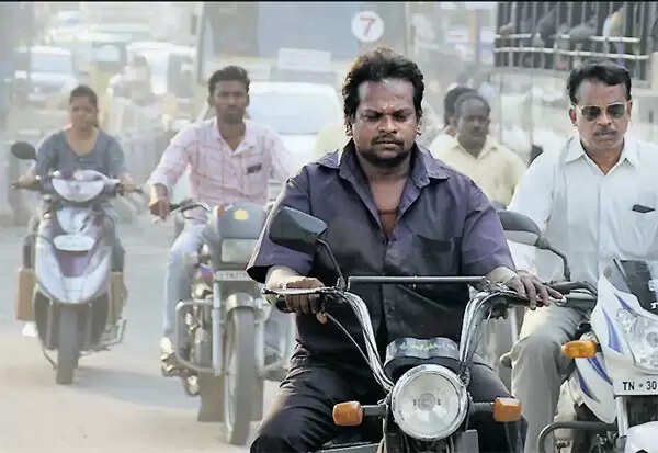 ஹெல்மெட் போடலன்னா லைசென்ஸ் ரத்து.. காவல்துறை அதிரடி அறிவிப்பு..! ஹெல்மெட் போடலன்னா லைசென்ஸ் ரத்து.. காவல்துறை அதிரடி அறிவிப்பு..!