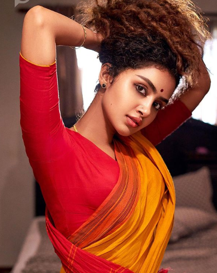 விட்டாச்சு லீவு! நடிகையுடன் ஜாலியாக ஊர் சுற்றும் கிரிக்கெட் வீரர்!