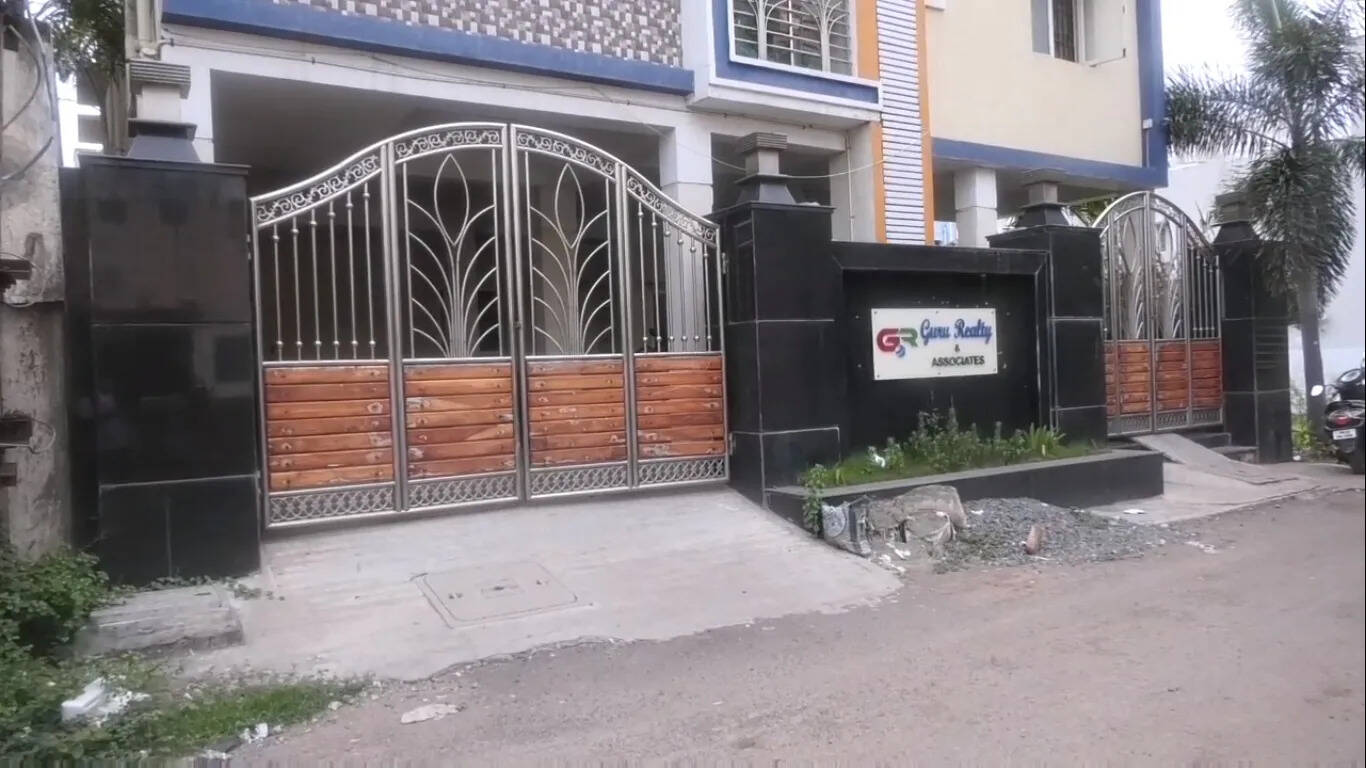 வாடகைக்கு வீடு எடுத்து லீசுக்கு விட்டு ரூ.20 கோடி சுருட்டிய நிறுவனம்!! வாடகைக்கு வீடு எடுத்து லீசுக்கு விட்டு ரூ.20 கோடி சுருட்டிய நிறுவனம்!!