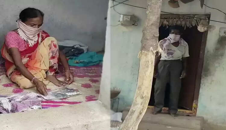 கொரோனா பாதித்த மனைவியை வீட்டுக்கு வெளியே உள்ள குளியலறையில் தங்கவைத்த கணவர்..!